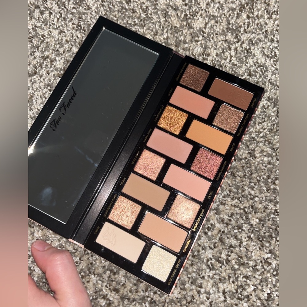 Too Faced Born This Way The Natural Nudes
